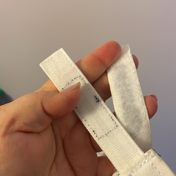 Mizuno Tour Series Embroidered White Visor Hat OS - Picture 8 of 11